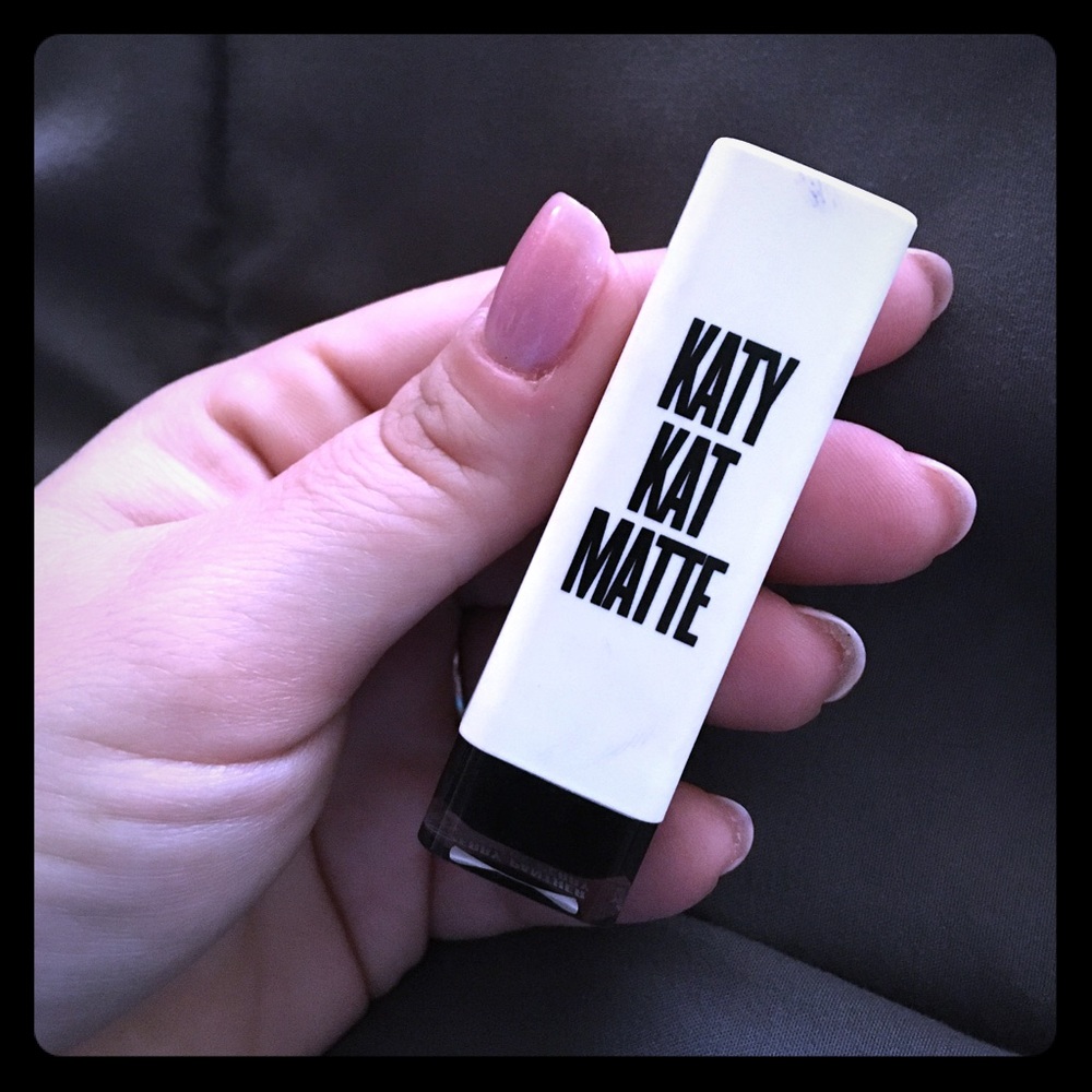 Katy Perry for Covergirl Matte Black Lipstick💄